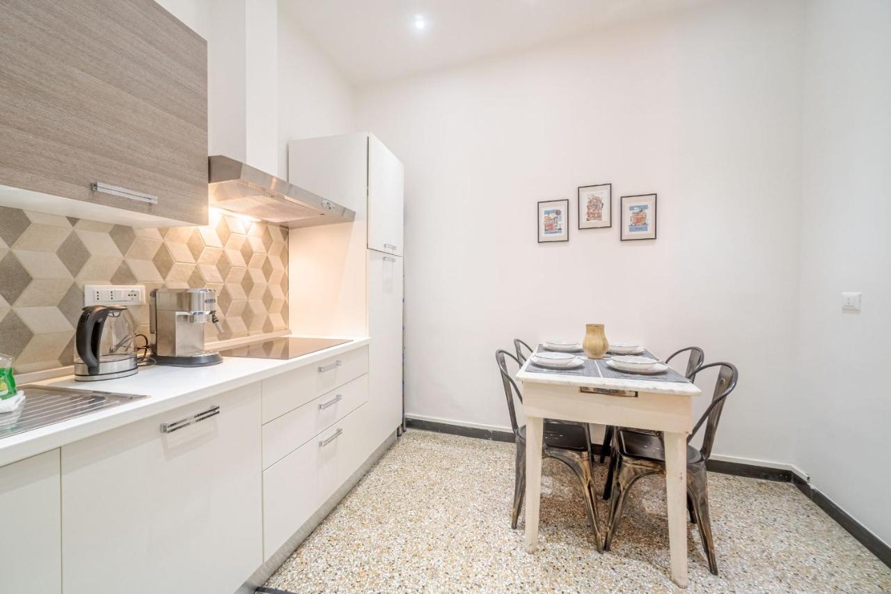 Central & Lovely Apartment In Genova - Netflix! Buitenkant foto